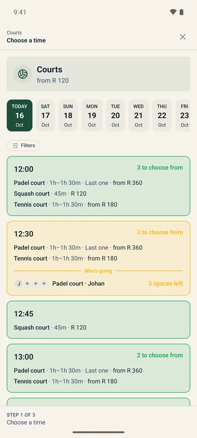 Booking on a phone: the courts free at each time, by sport and length